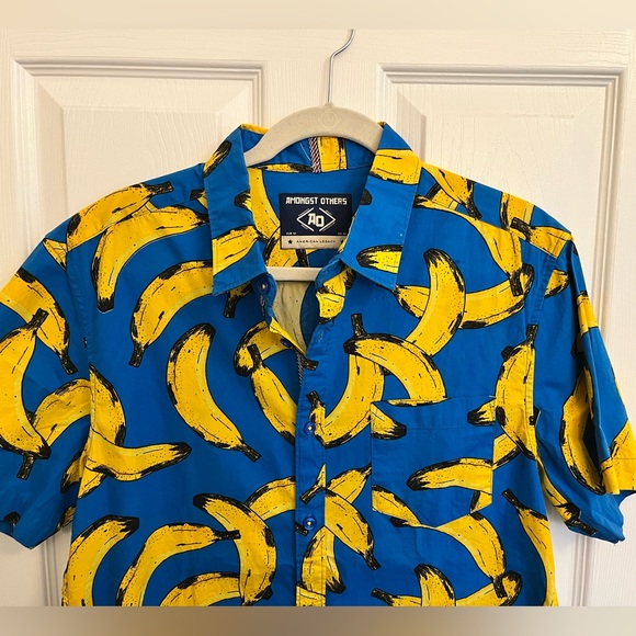 Banana Button Down - Picture 2 of 3